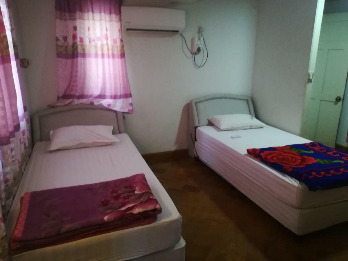 Lux Pillow Hostel Nyaung-U Exterior foto